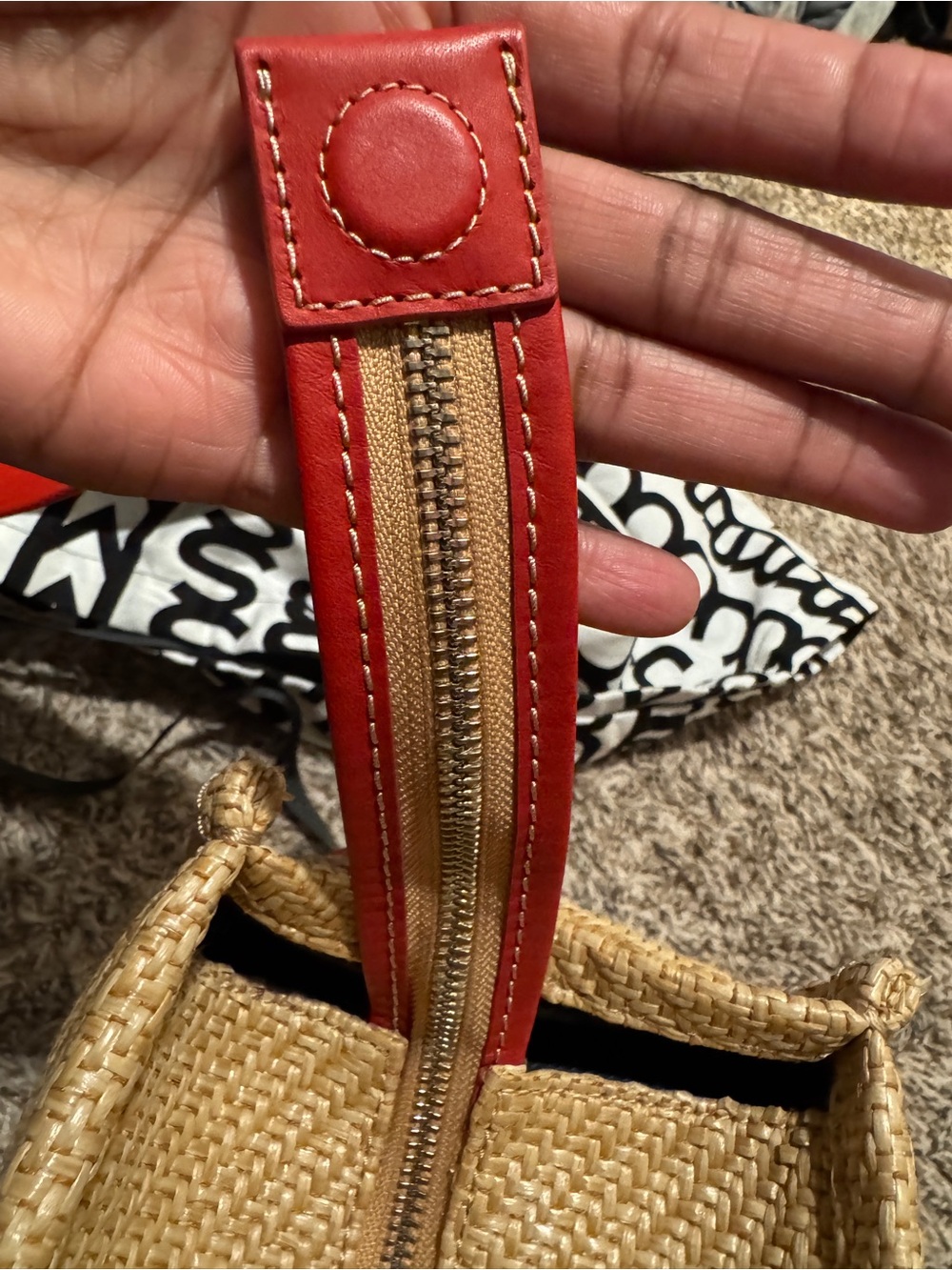 Marc Jacobs Straw Tote with Red Strap and Floral Embroidery - Picture 3 of 7